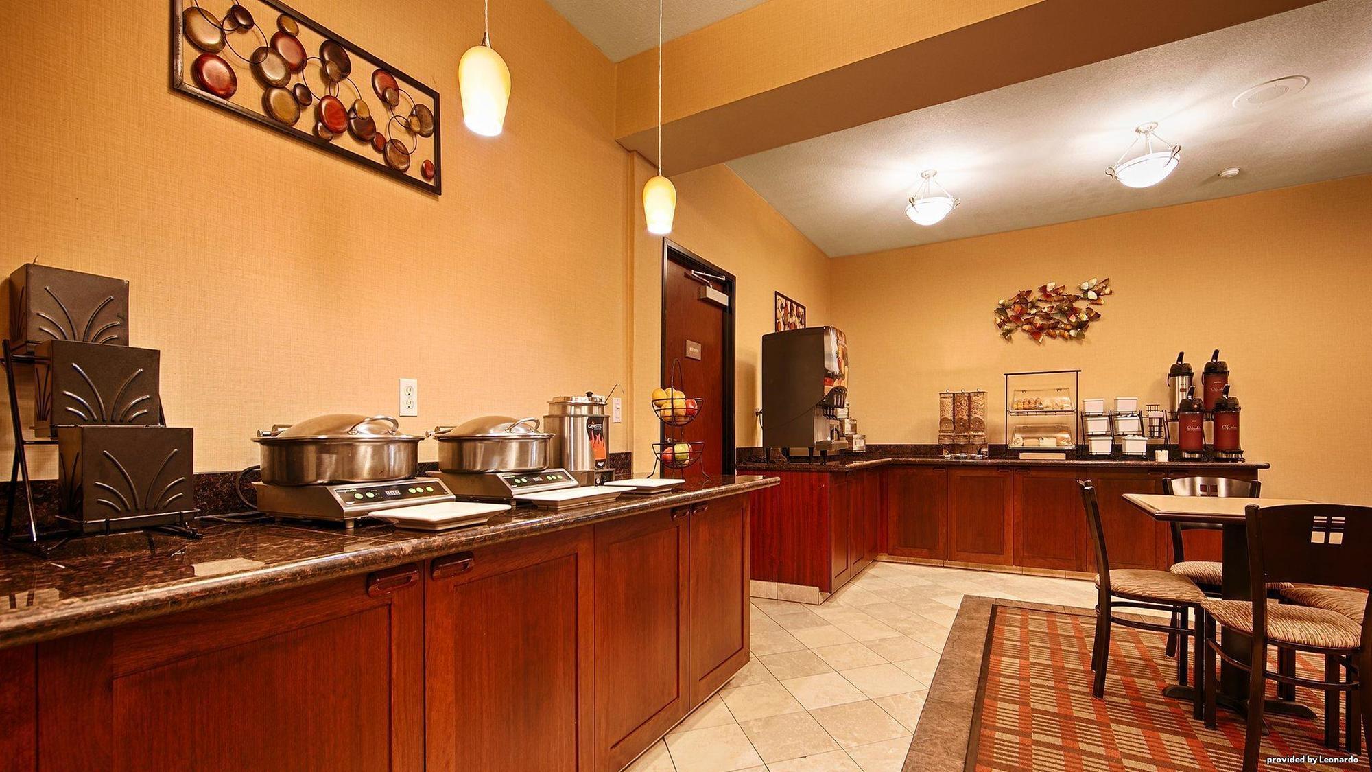 Best Western Wilsonville Inn & Suites Esterno foto